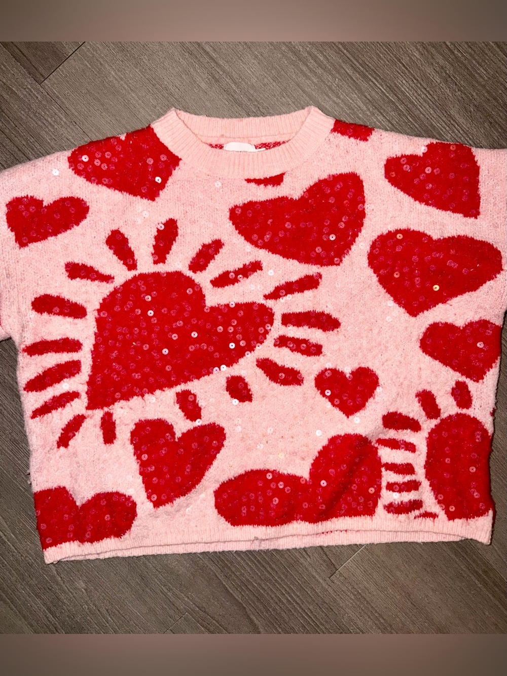 LUNA IVY Embroidered Sequins Heart Blush Crop Sweater - Picture 2 of 4